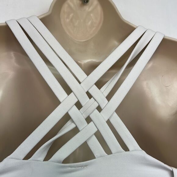 Lululemon white beat the heat cross cross tank with built in bra size 6 EUC - Picture 8 of 9
